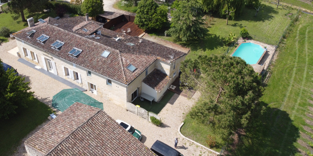 maison à ST EMILION (33330)