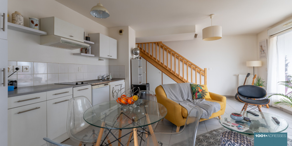 appartement à BORDEAUX (33300)