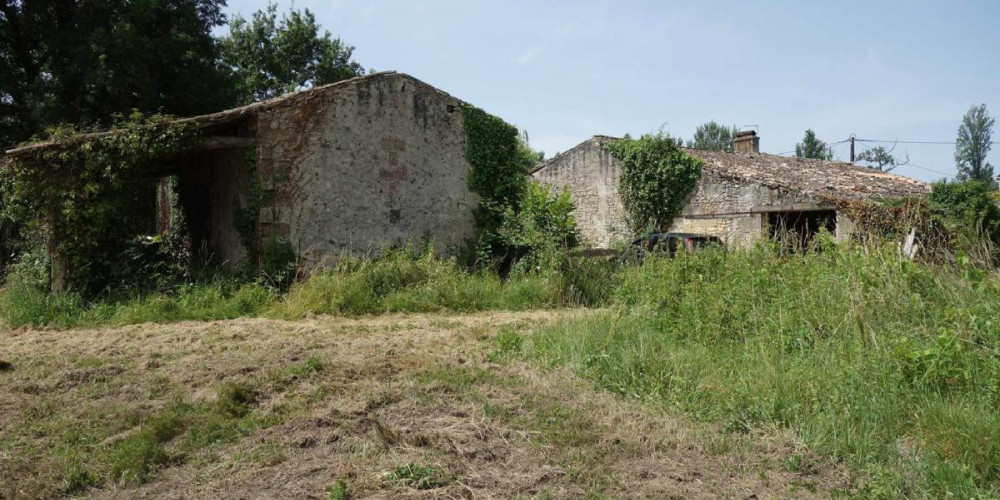 maison à CEZAC (33620)