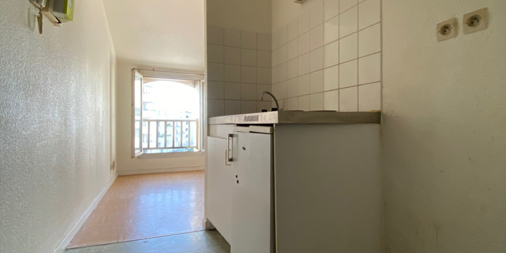 appartement à BORDEAUX (33000)