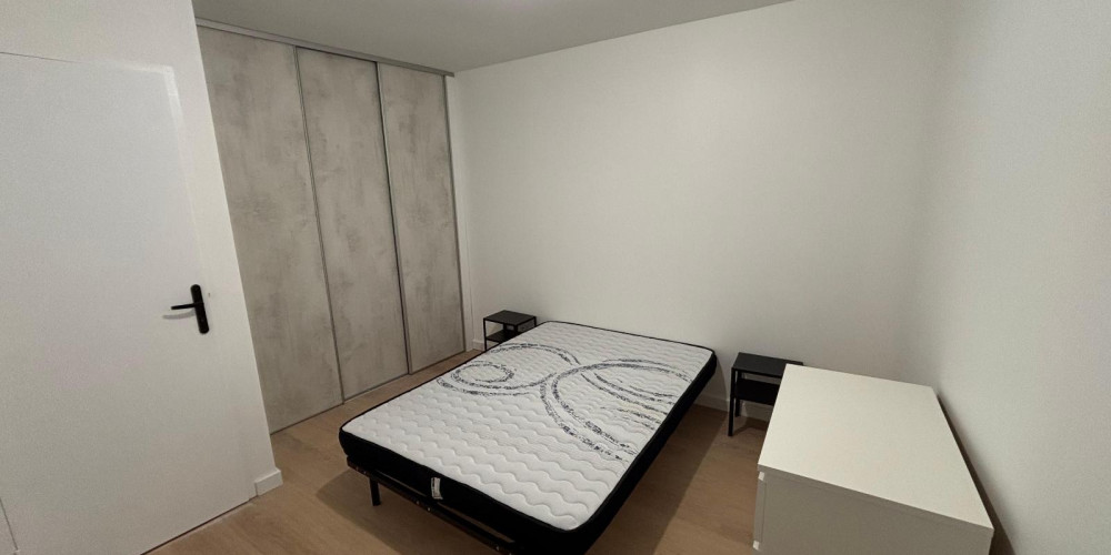 appartement à BORDEAUX (33800)