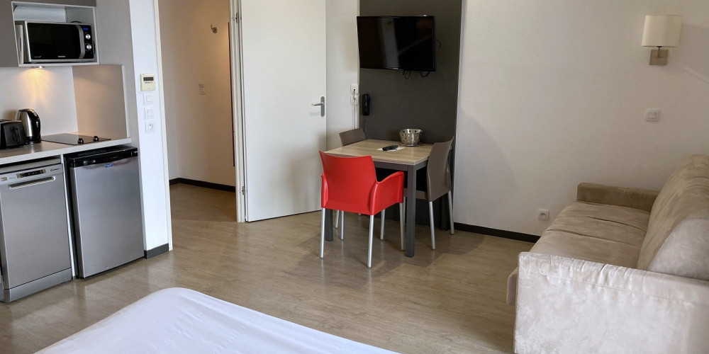 appartement à BRUGES (33520)