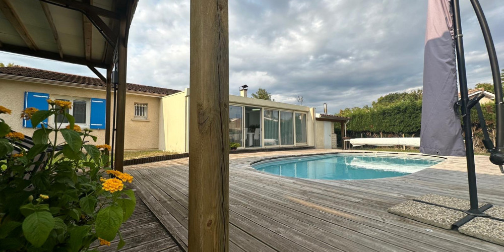 maison à CASTRES GIRONDE (33640)