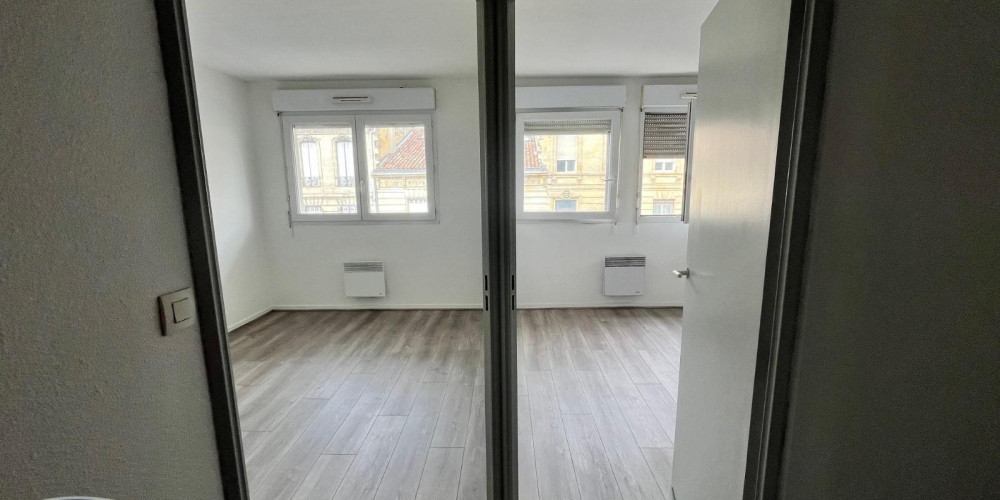 appartement à BORDEAUX (33000)