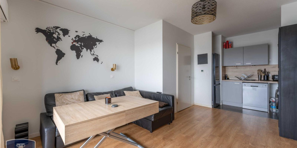 appartement à BRUGES (33520)