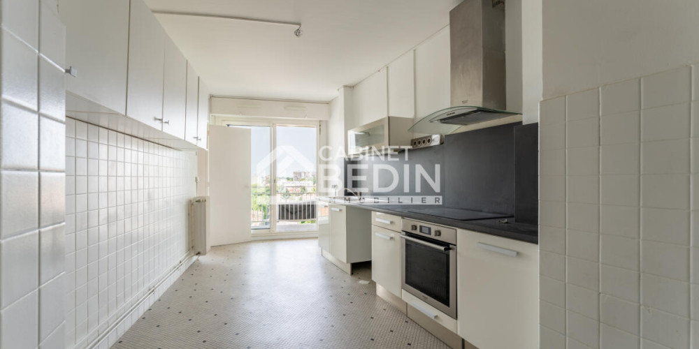 appartement à BORDEAUX (33200)