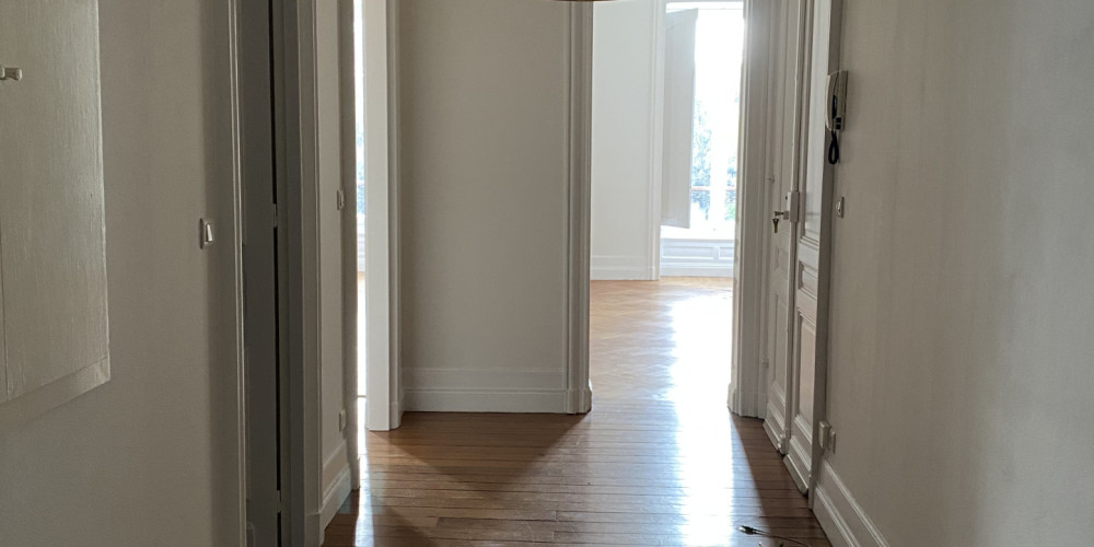 appartement à BORDEAUX (33000)