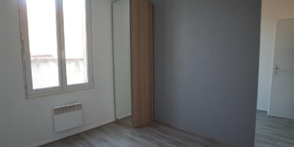 appartement à BORDEAUX (33300)