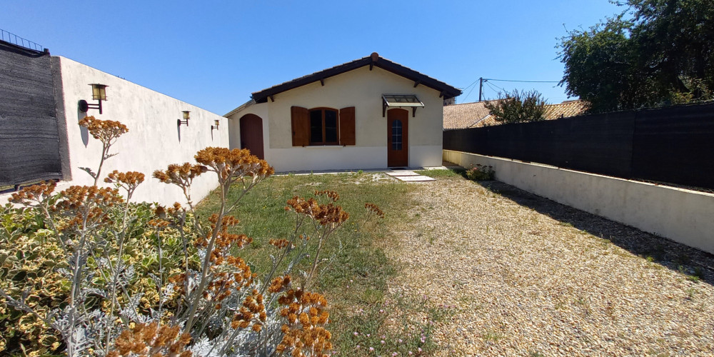 maison à AMBARES ET LAGRAVE (33440)