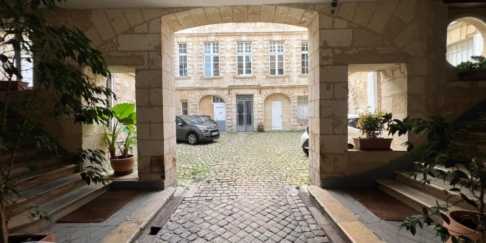 appartement à BORDEAUX (33000)