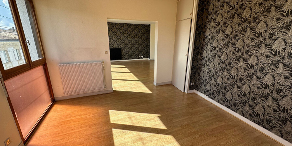 appartement à BORDEAUX (33200)