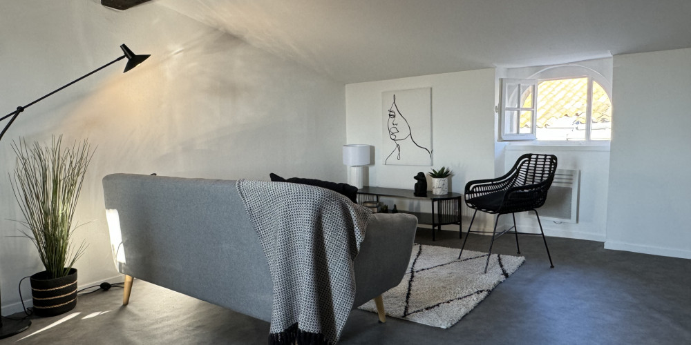 appartement à BORDEAUX (33800)