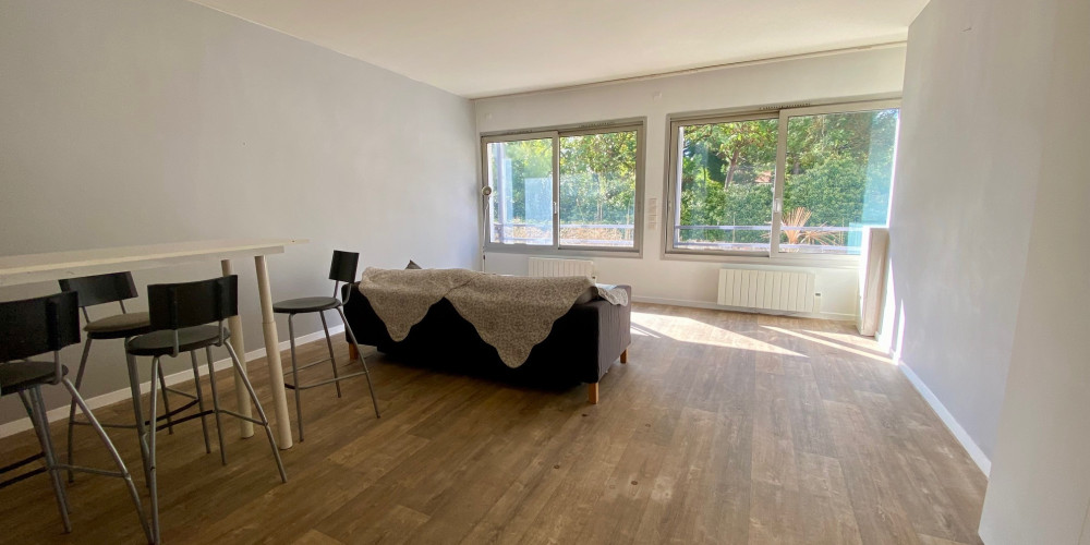 appartement à BORDEAUX (33000)