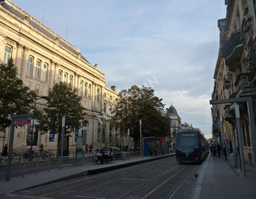 local commercial  BORDEAUX