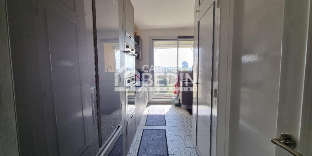 appartement à BORDEAUX (33200)