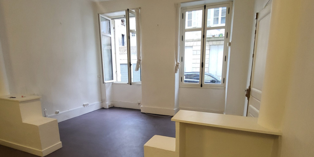 appartement à BORDEAUX (33000)