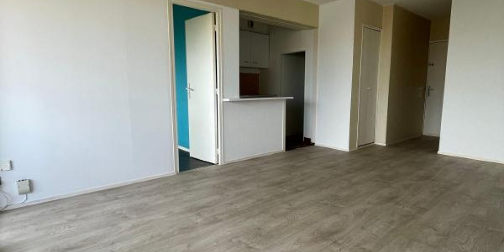 appartement à BORDEAUX (33800)