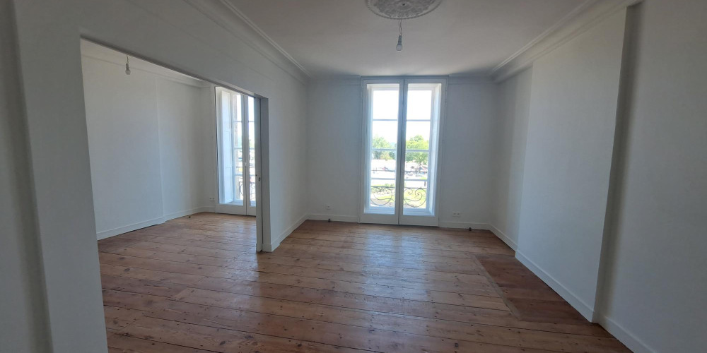 appartement à BORDEAUX (33000)