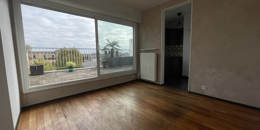 appartement à BORDEAUX (33000)