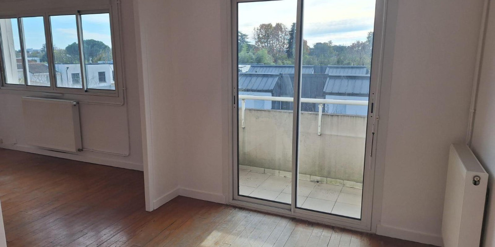 appartement à BORDEAUX (33200)