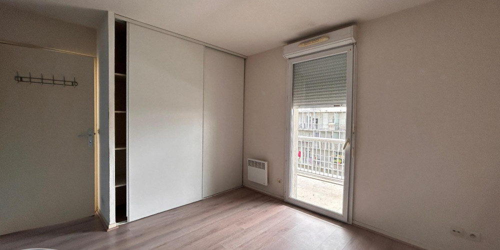 appartement à BORDEAUX (33800)