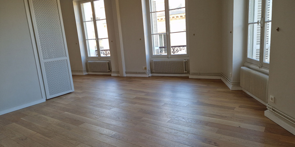 appartement à BORDEAUX (33000)