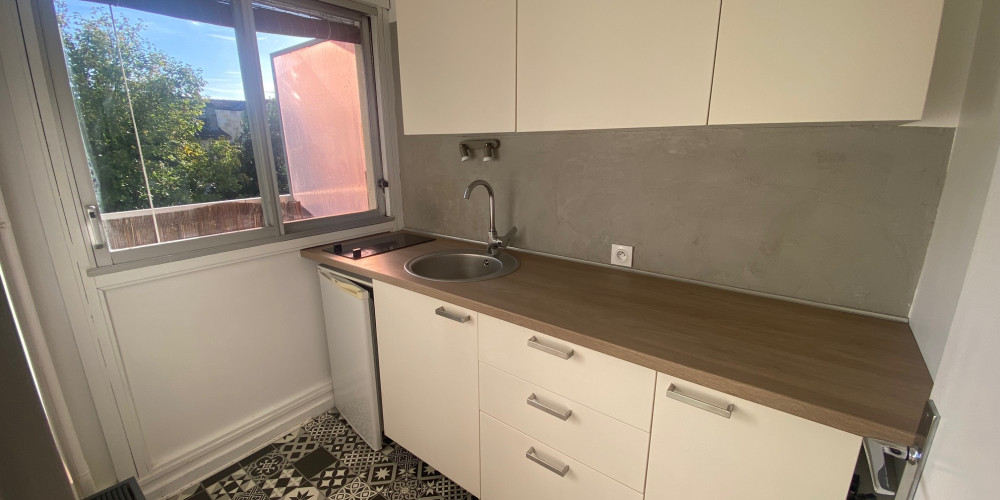 appartement à BORDEAUX (33000)