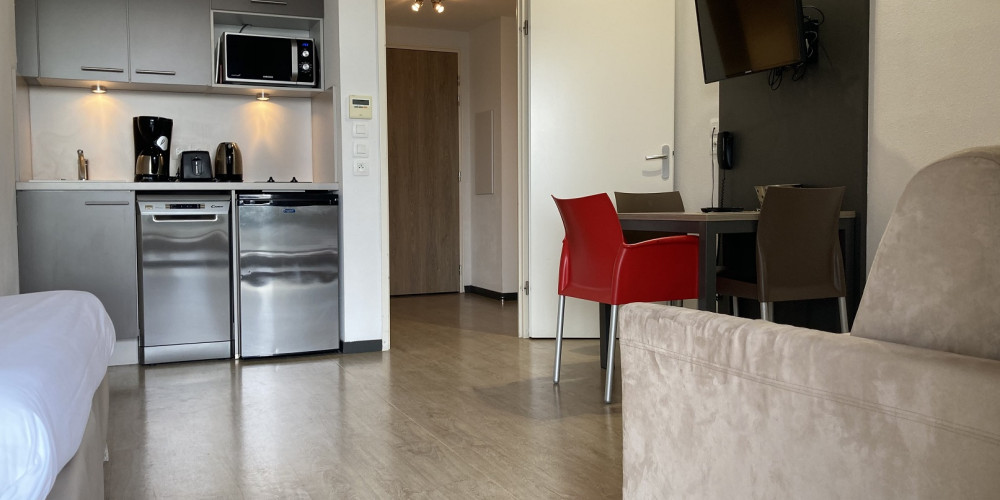 appartement à BRUGES (33520)