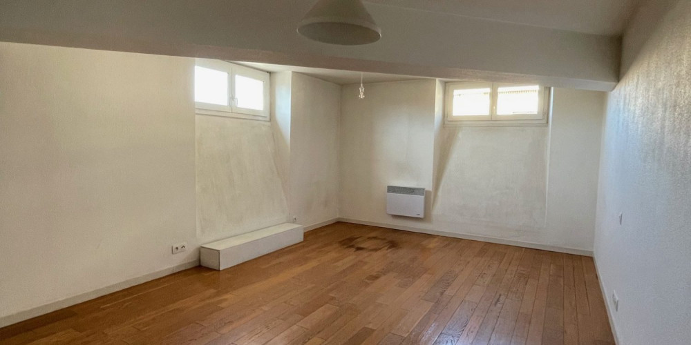 appartement à BORDEAUX (33000)