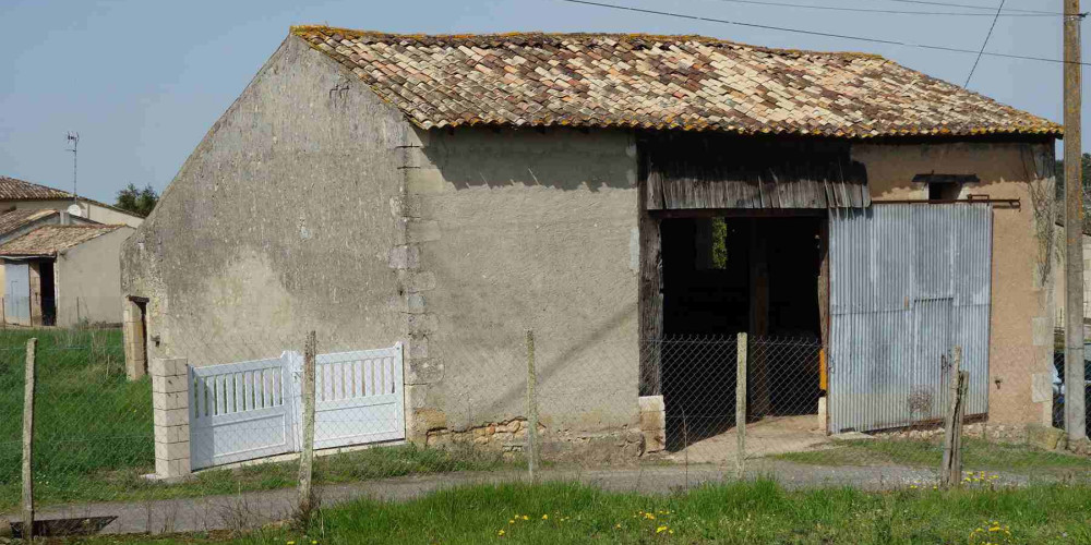 maison à ST CIERS SUR GIRONDE (33820)