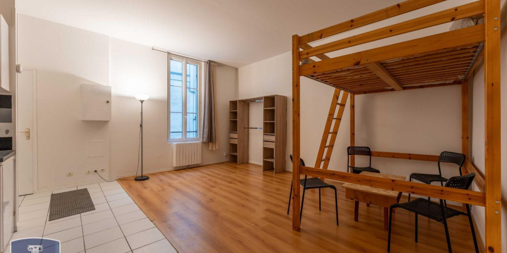 appartement à BORDEAUX (33000)