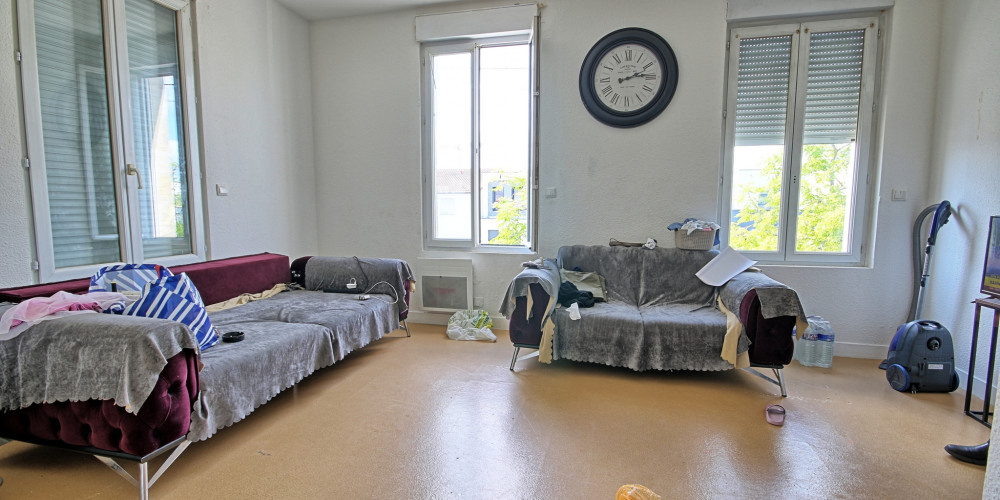 appartement à BORDEAUX (33300)