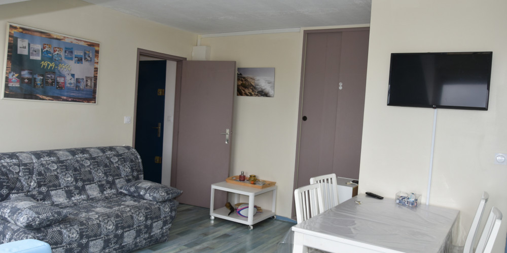 appartement à LACANAU (33680)