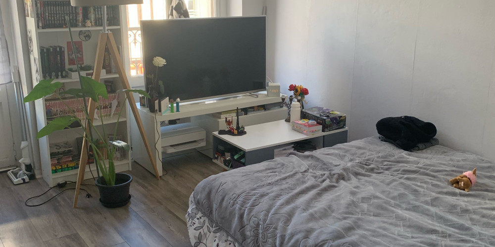 appartement à BORDEAUX (33800)