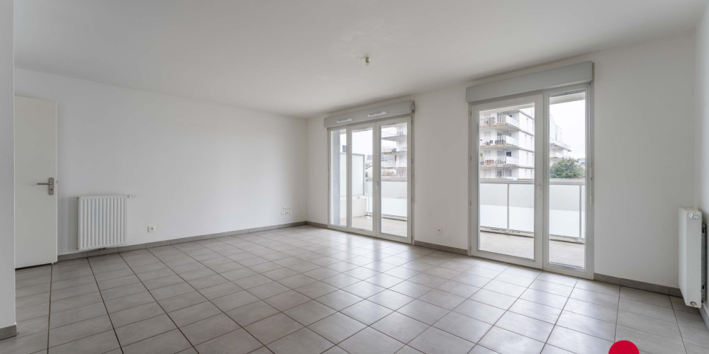 appartement à BORDEAUX (33300)