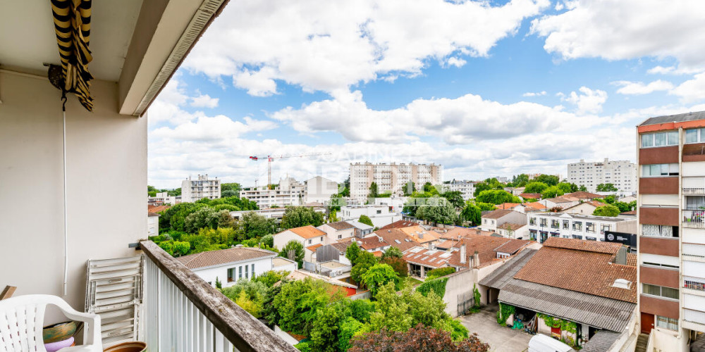 appartement à BORDEAUX (33200)