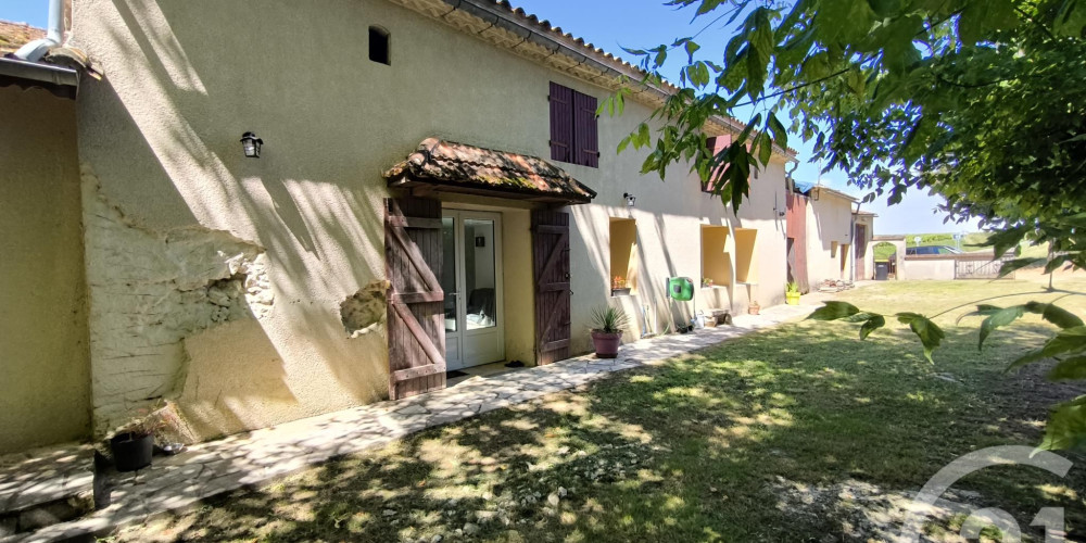 maison à ST SULPICE DE POMMIERS (33540)