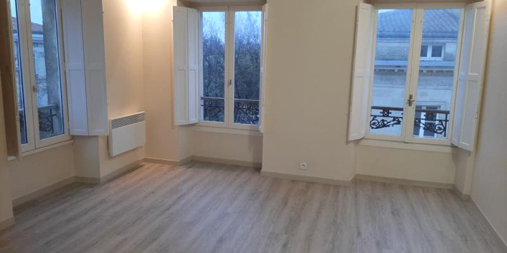 appartement à BORDEAUX (33000)