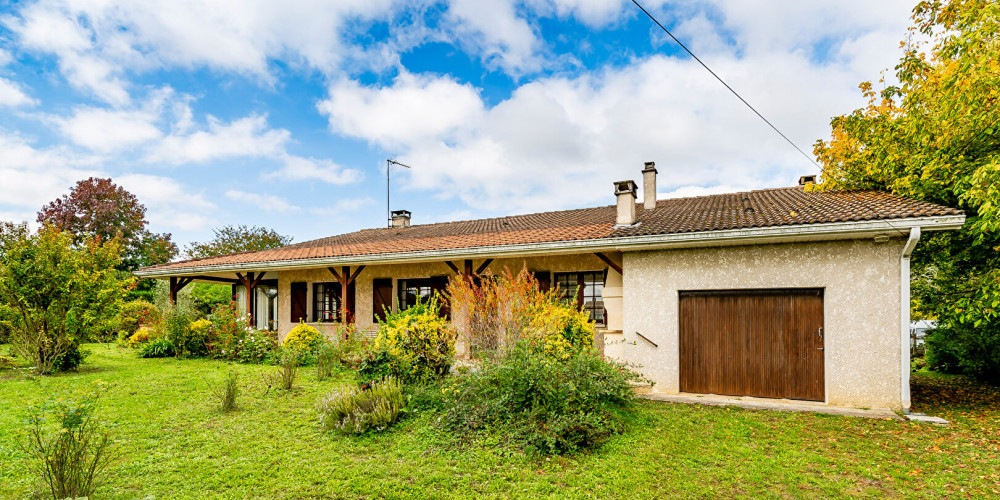 maison à RAUZAN (33420)