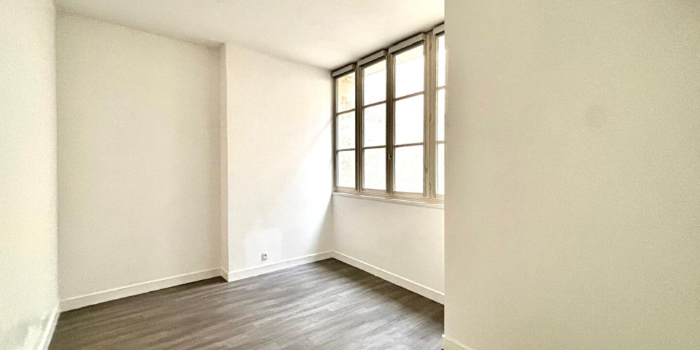 appartement à BORDEAUX (33000)