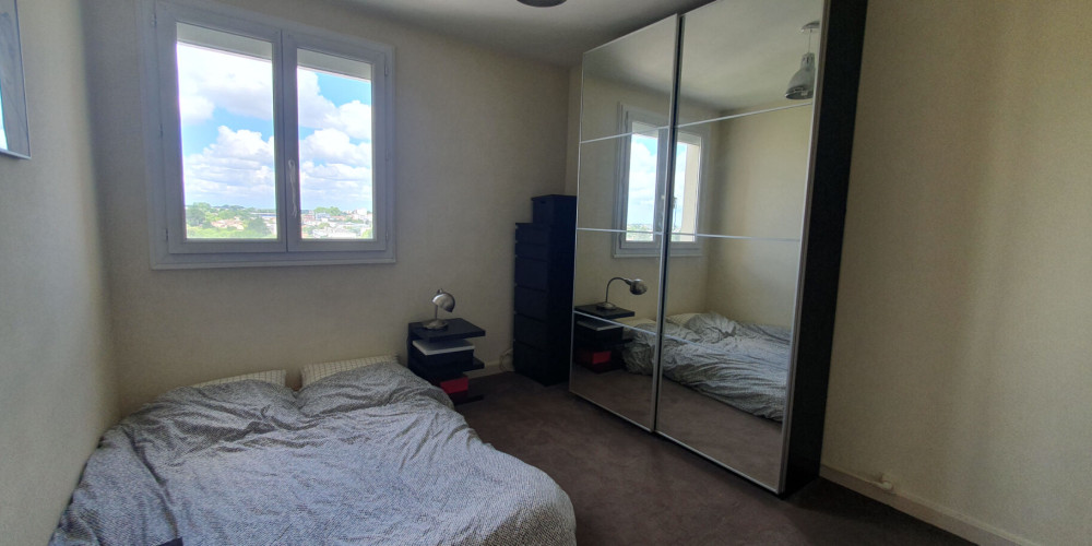 appartement à BORDEAUX (33200)