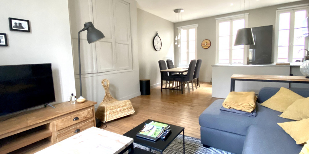 appartement à BORDEAUX (33000)