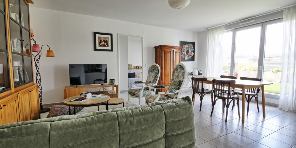 appartement à BORDEAUX (33300)