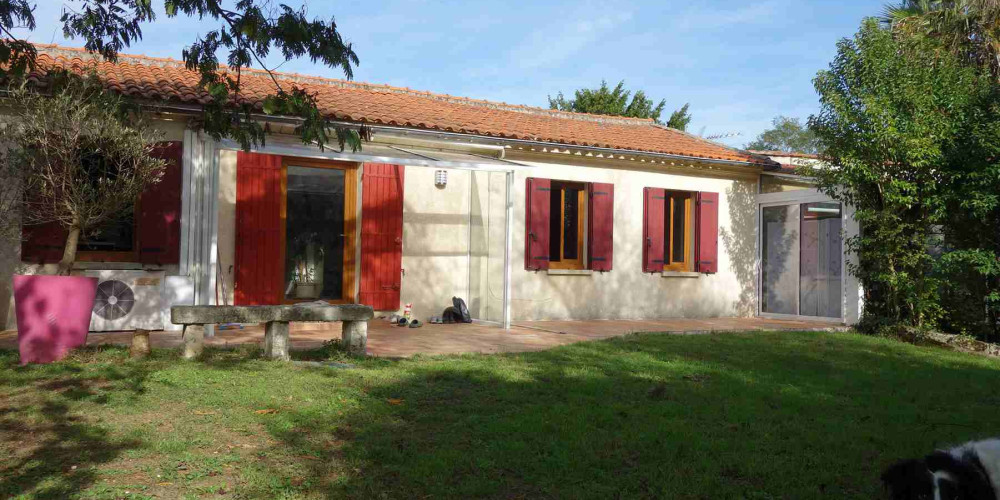 maison à BAYON SUR GIRONDE (33710)