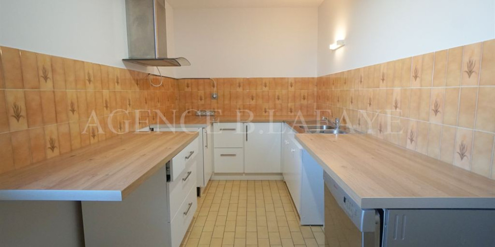 appartement à BORDEAUX (33000)