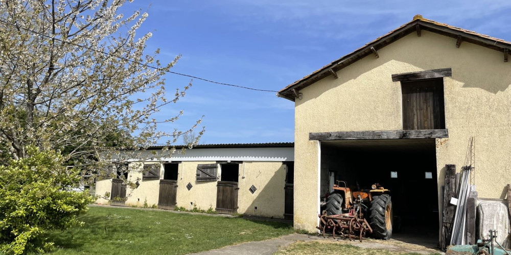 maison à COUTRAS (33230)