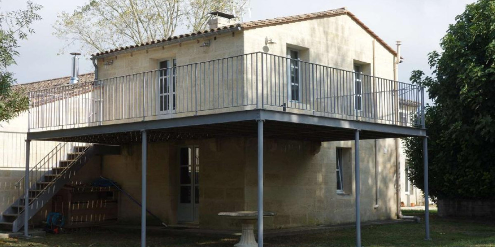 maison à FRONSAC (33126)