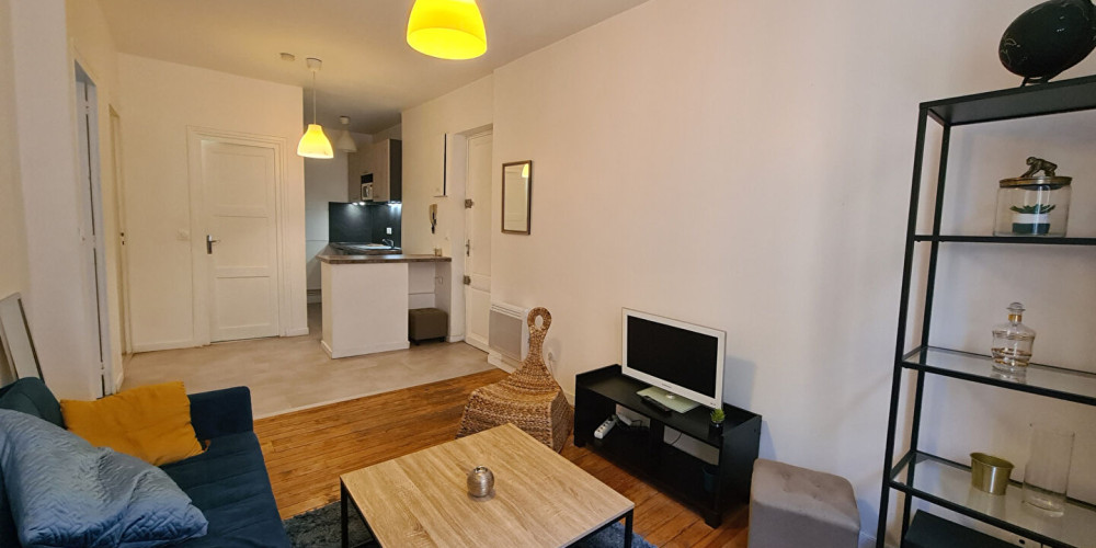 appartement à BORDEAUX (33000)