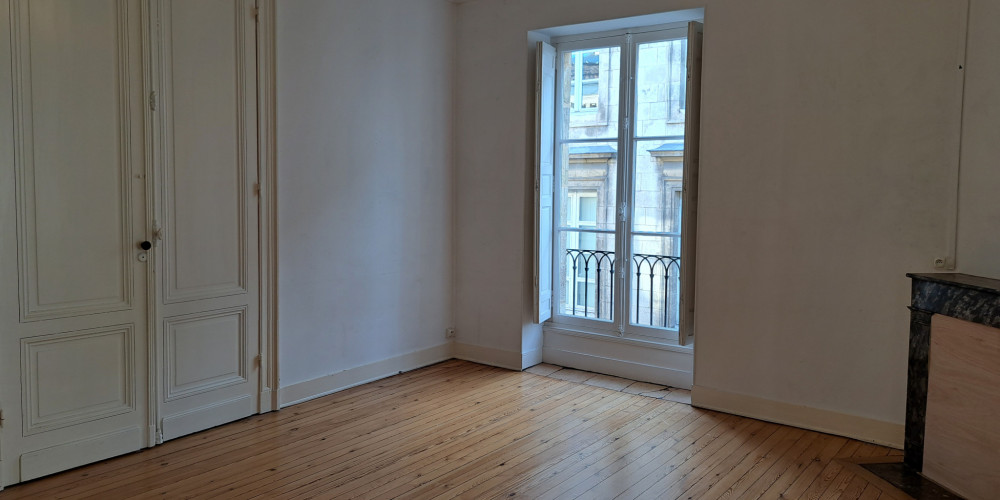 appartement à BORDEAUX (33000)