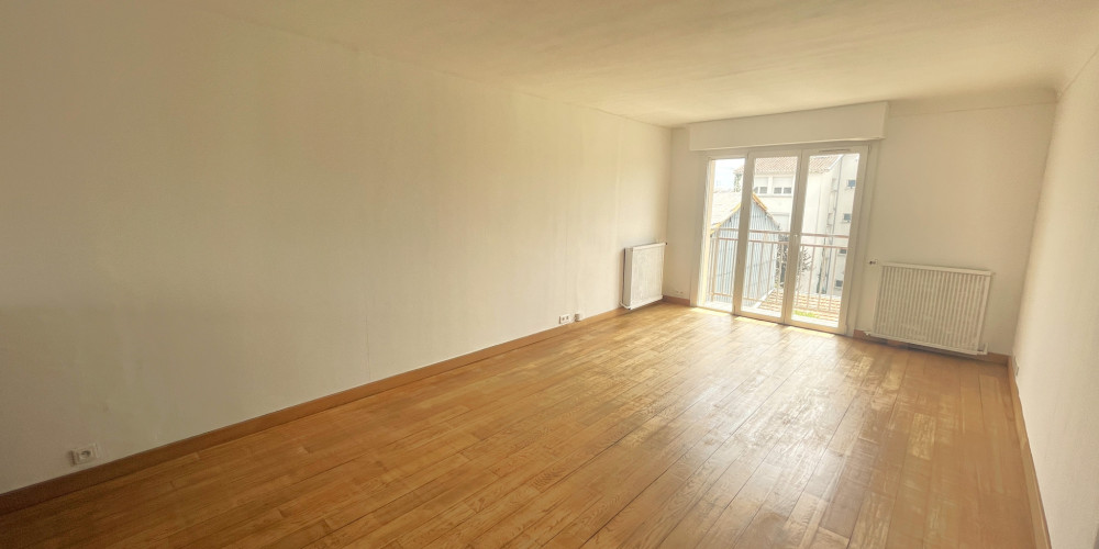 appartement à BORDEAUX (33000)